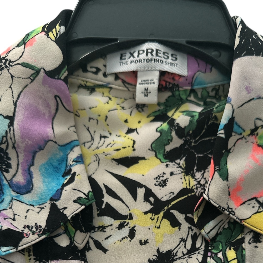 Express Floral Portofino Button Down Shirt with Notched Collar - Picture 5 of 5